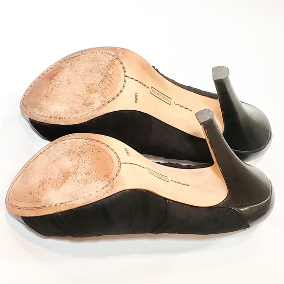 Vince Camuto Moda Peep Toe Pumps - Picture 5 of 5